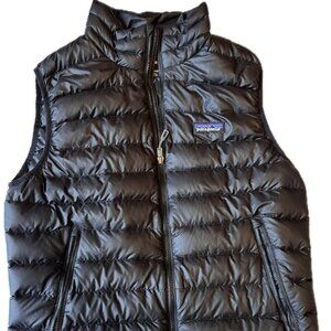 Patagonia Men’s Black Down Vest – EUC size Small